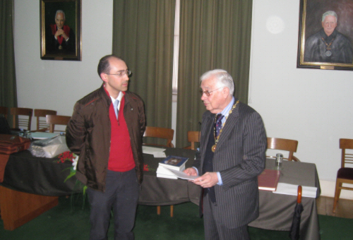 Momento da assinatura do protocolo entre a AGLP e a SGL Momento da assinatura do protocolo entre a AGLP e a SGL